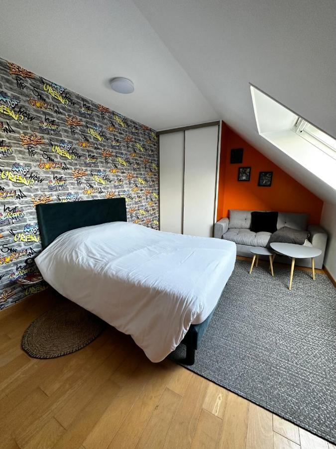 Les Temps Heureux Exclusivement Familles Villa Quimper Exterior photo