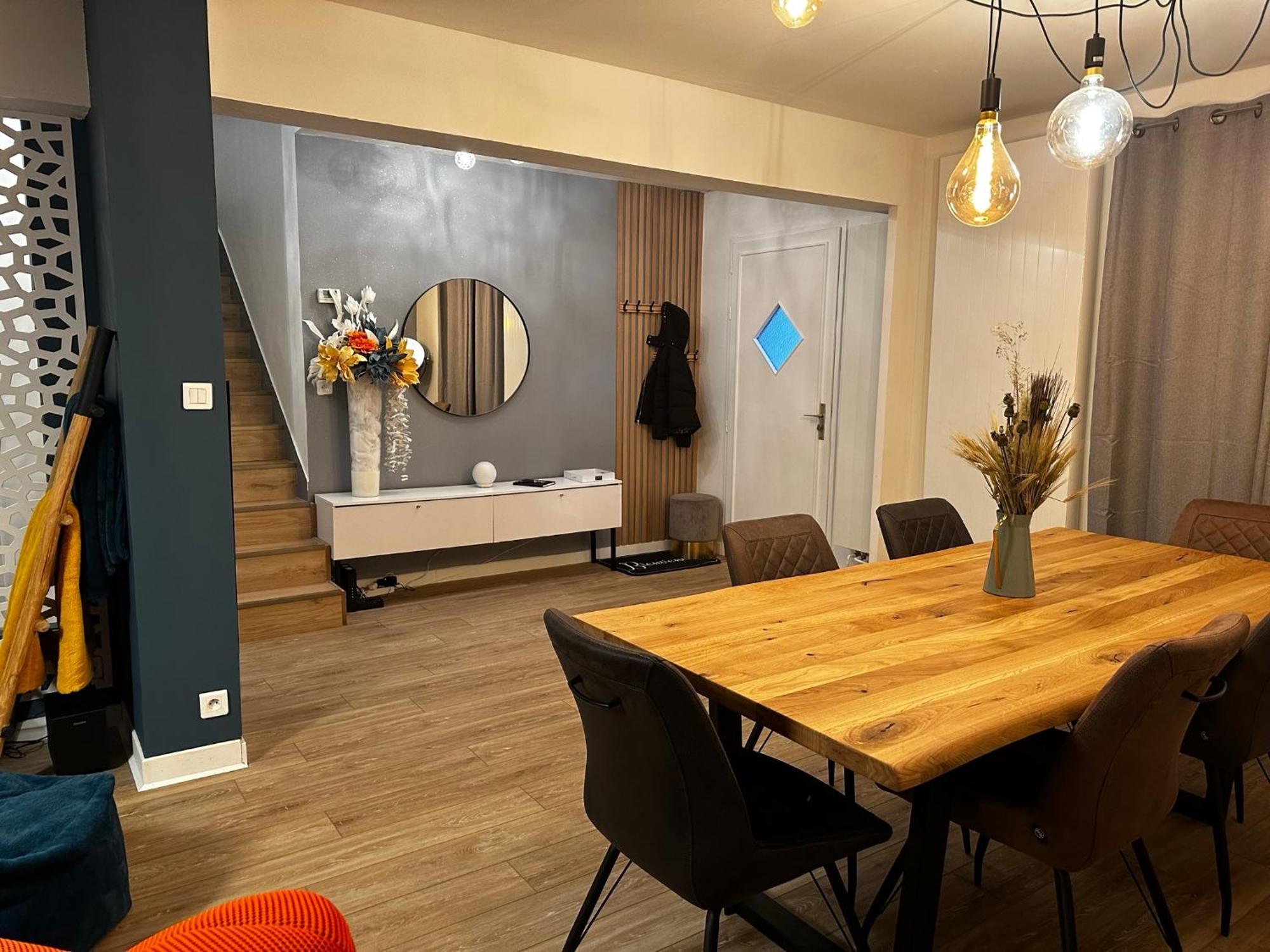 Les Temps Heureux Exclusivement Familles Villa Quimper Exterior photo